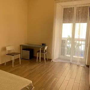 Clelia's Séjour chez l'habitant